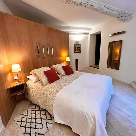 Holiday home L'elegante - Maison De Avec Bains A Remous - Parking Inclus *