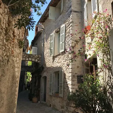 Holiday home L'elegante - Maison De Avec Bains A Remous - Parking Inclus Saint-Paul-de-Vence